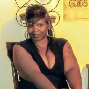 Meet your Posher, Shana